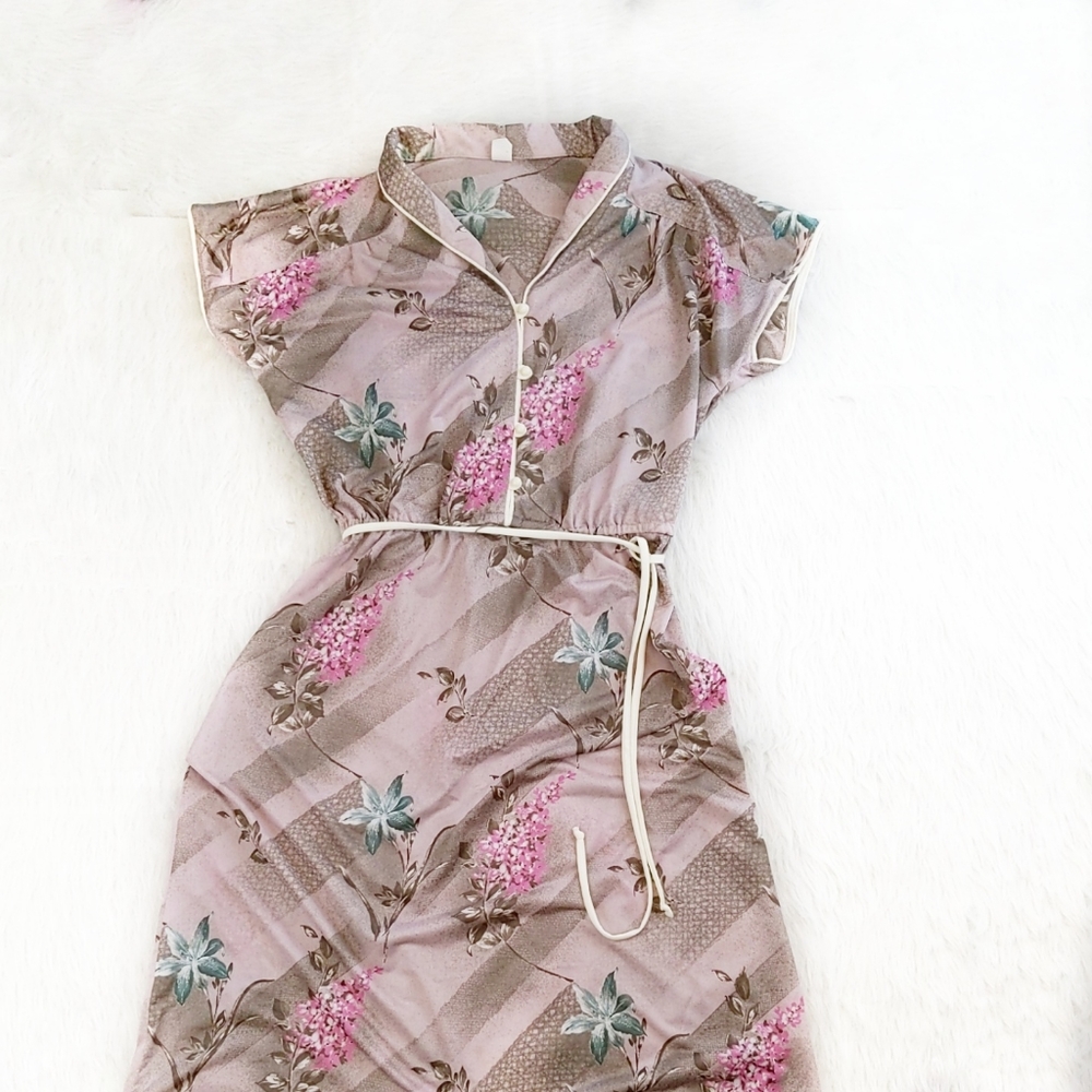 Vintage ILGWU Union Made sheer dress.